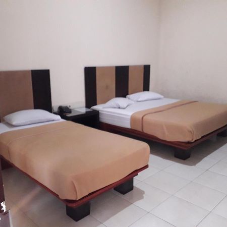 Surya Hotel & Resort Baturraden Exterior foto